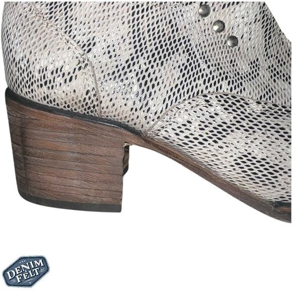 FREE BIRD Women’s SADIE BOOTIES/Boots IN WHITE PYTHON | PRELOVED!! - Picture 9 of 13